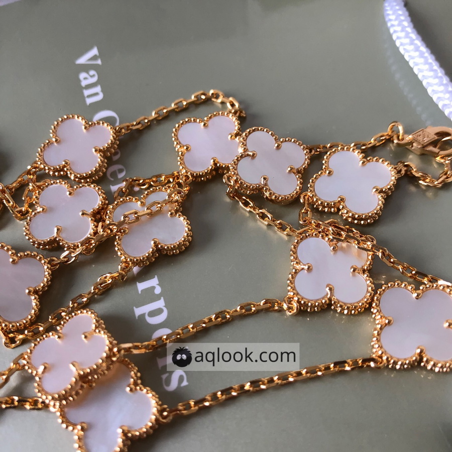 VanCleef&Arpels Necklaces