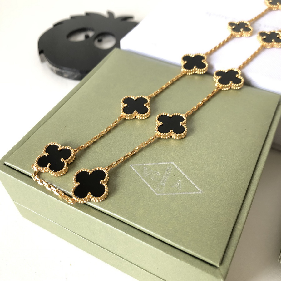 VanCleef&Arpels Necklaces