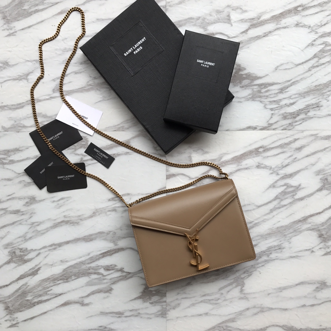 532750, CASSANDRA MONOGRAM CLASP BAG IN SMOOTH LEATHER, YSL Saint Laurent