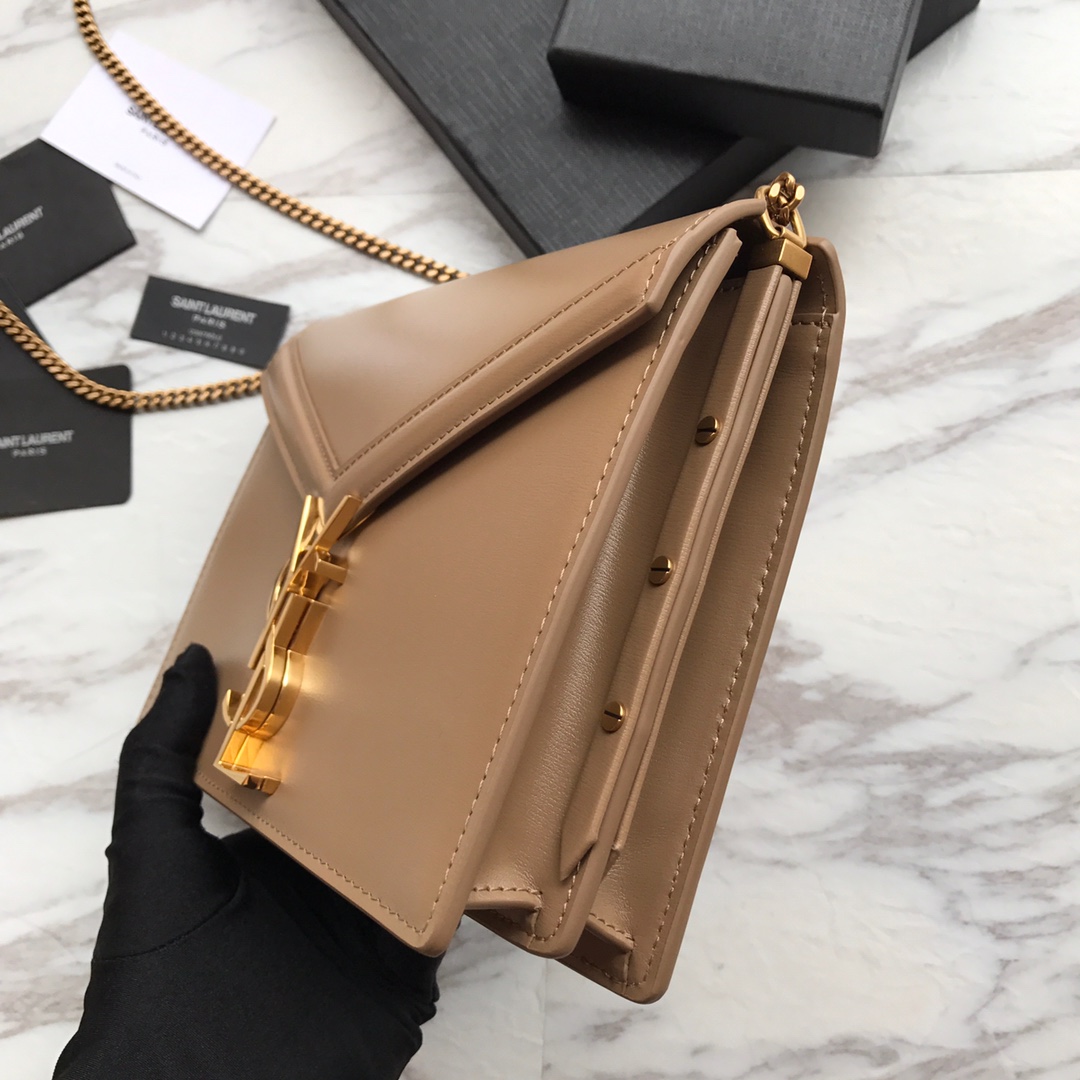532750, CASSANDRA MONOGRAM CLASP BAG IN SMOOTH LEATHER, YSL Saint Laurent