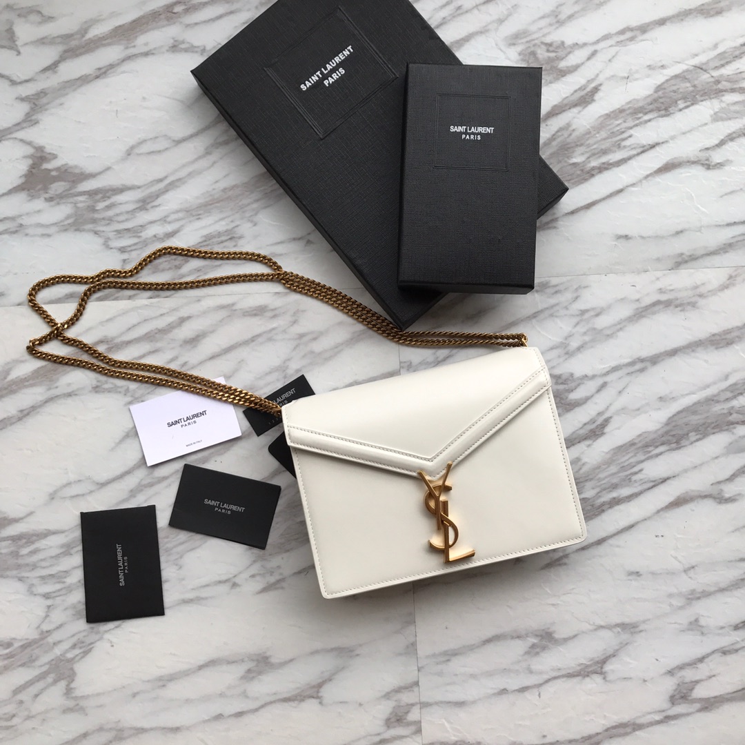 532750, CASSANDRA MONOGRAM CLASP BAG IN SMOOTH LEATHER, YSL Saint Laurent