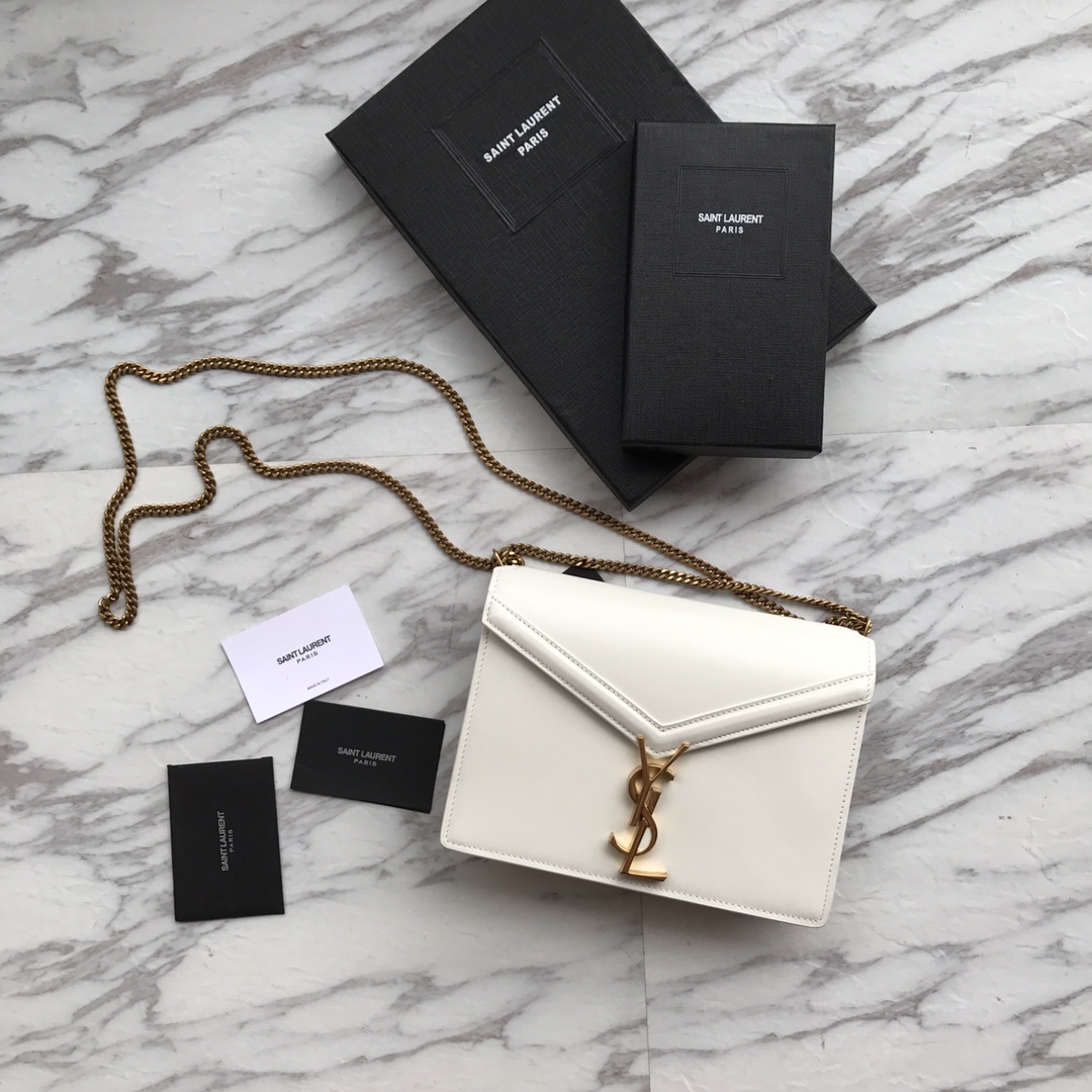 532750, CASSANDRA MONOGRAM CLASP BAG IN SMOOTH LEATHER, YSL Saint Laurent