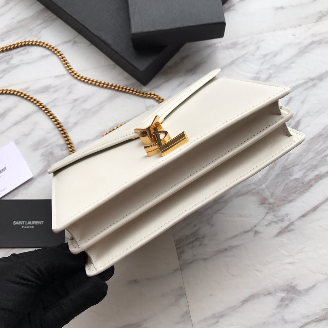 532750, CASSANDRA MONOGRAM CLASP BAG IN SMOOTH LEATHER, YSL Saint Laurent