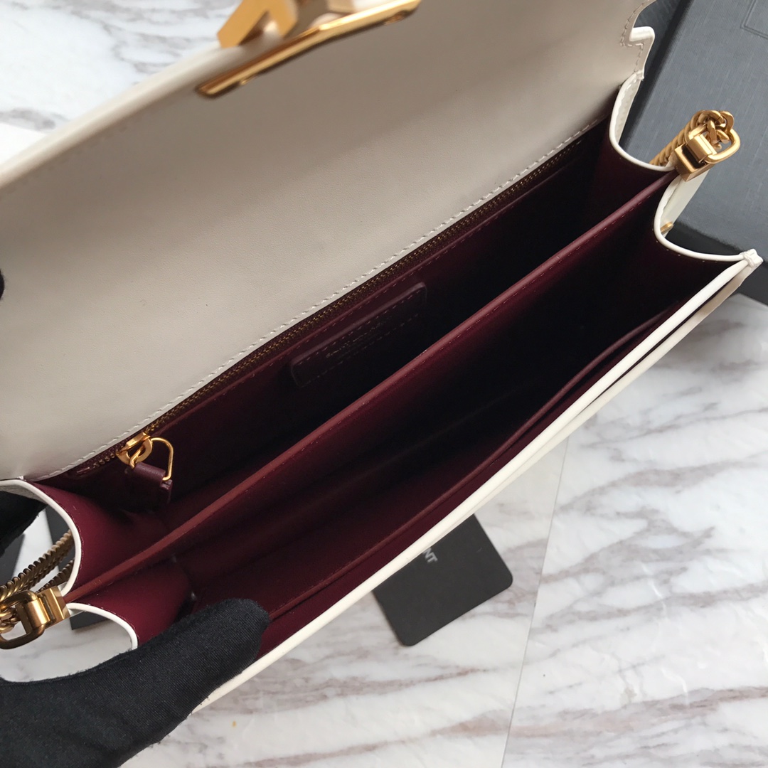 532750, CASSANDRA MONOGRAM CLASP BAG IN SMOOTH LEATHER, YSL Saint Laurent