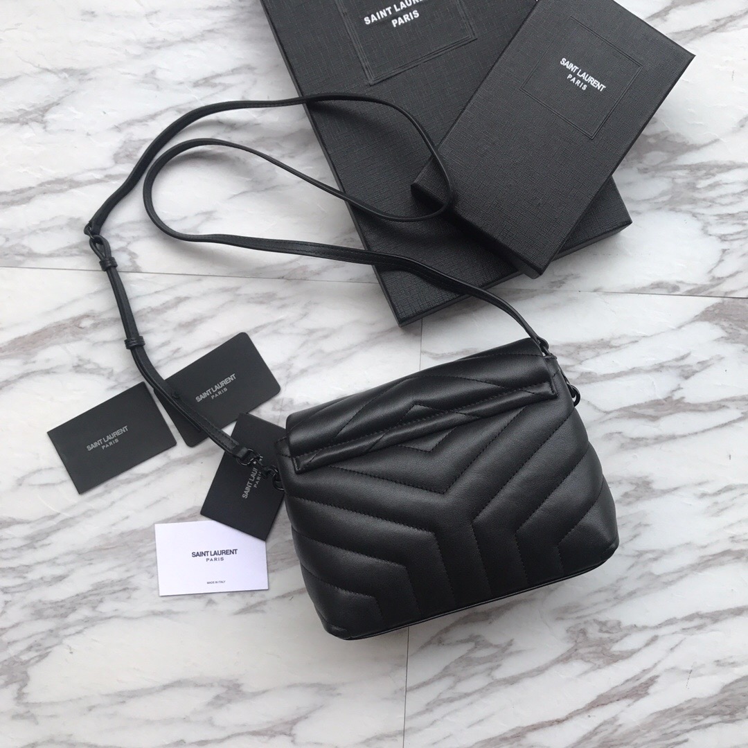 467072 LOULOU TOY BAG IN MATELASSÉ 