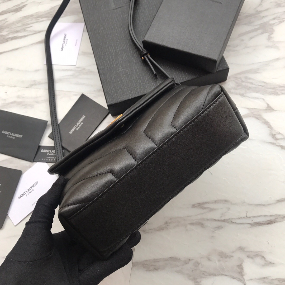 467072 LOULOU TOY BAG IN MATELASSÉ 