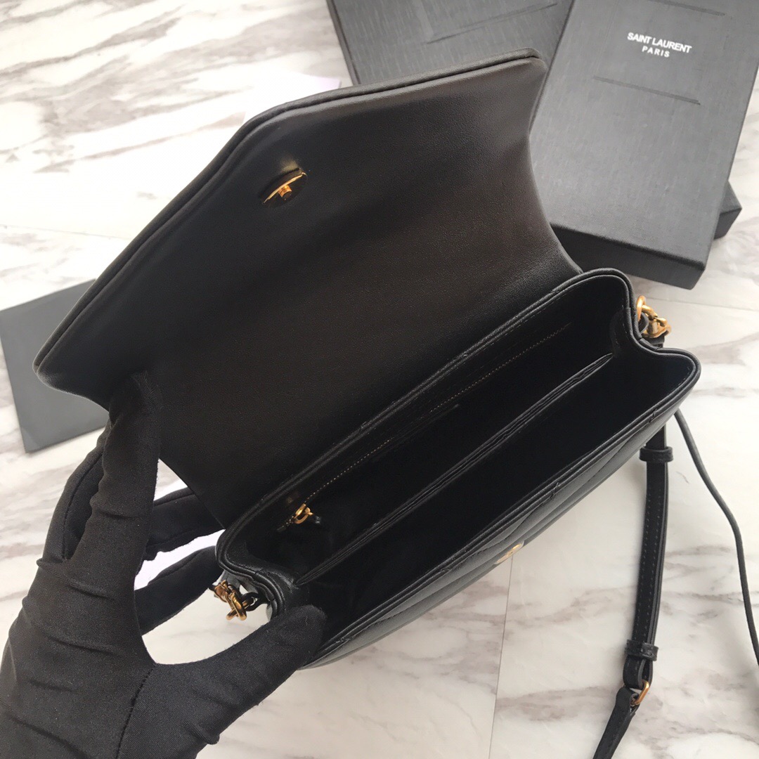 467072 LOULOU TOY BAG IN MATELASSÉ 