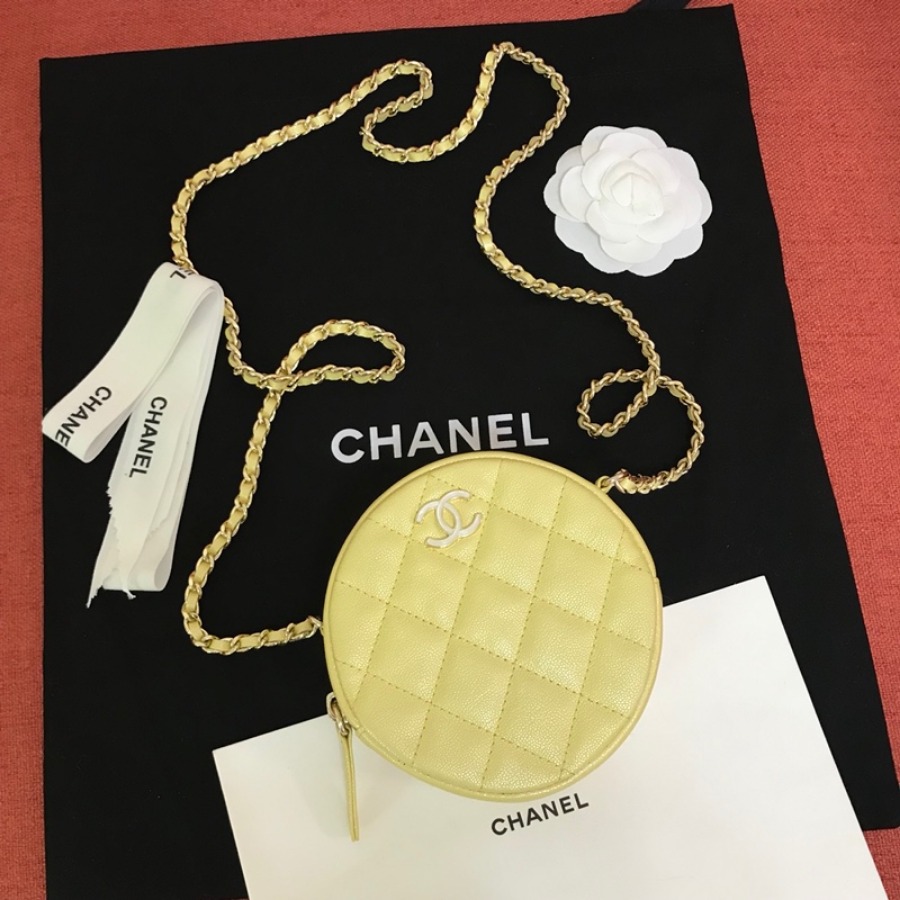 AP0314 clutch with chain, Iridescent Grained Lambskin & Gold-Tone Metal, CHANEL