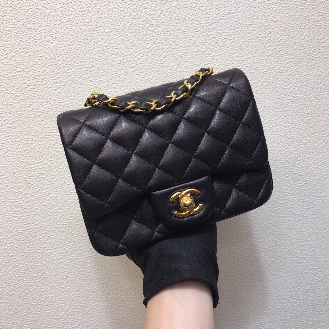 A35200 mini flap bag, chanel classic bag
