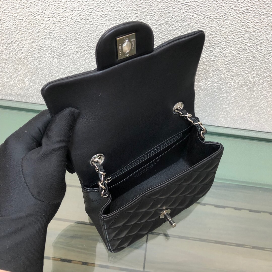 A35200 mini flap bag, chanel classic bag