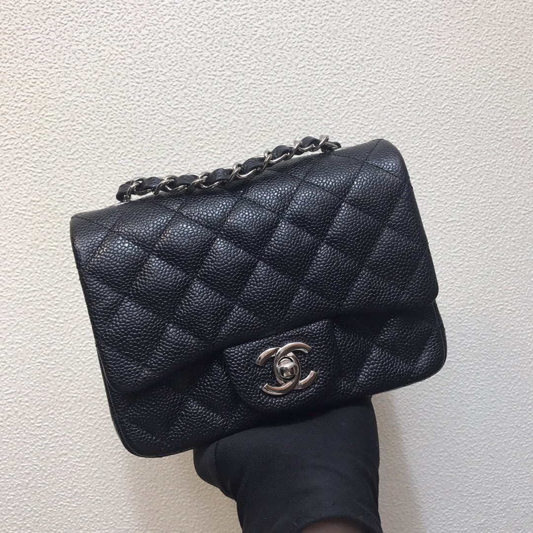 A35200 mini flap bag, chanel classic bag