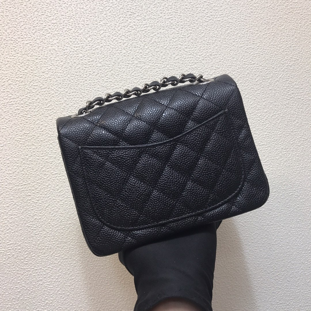 A35200 mini flap bag, chanel classic bag