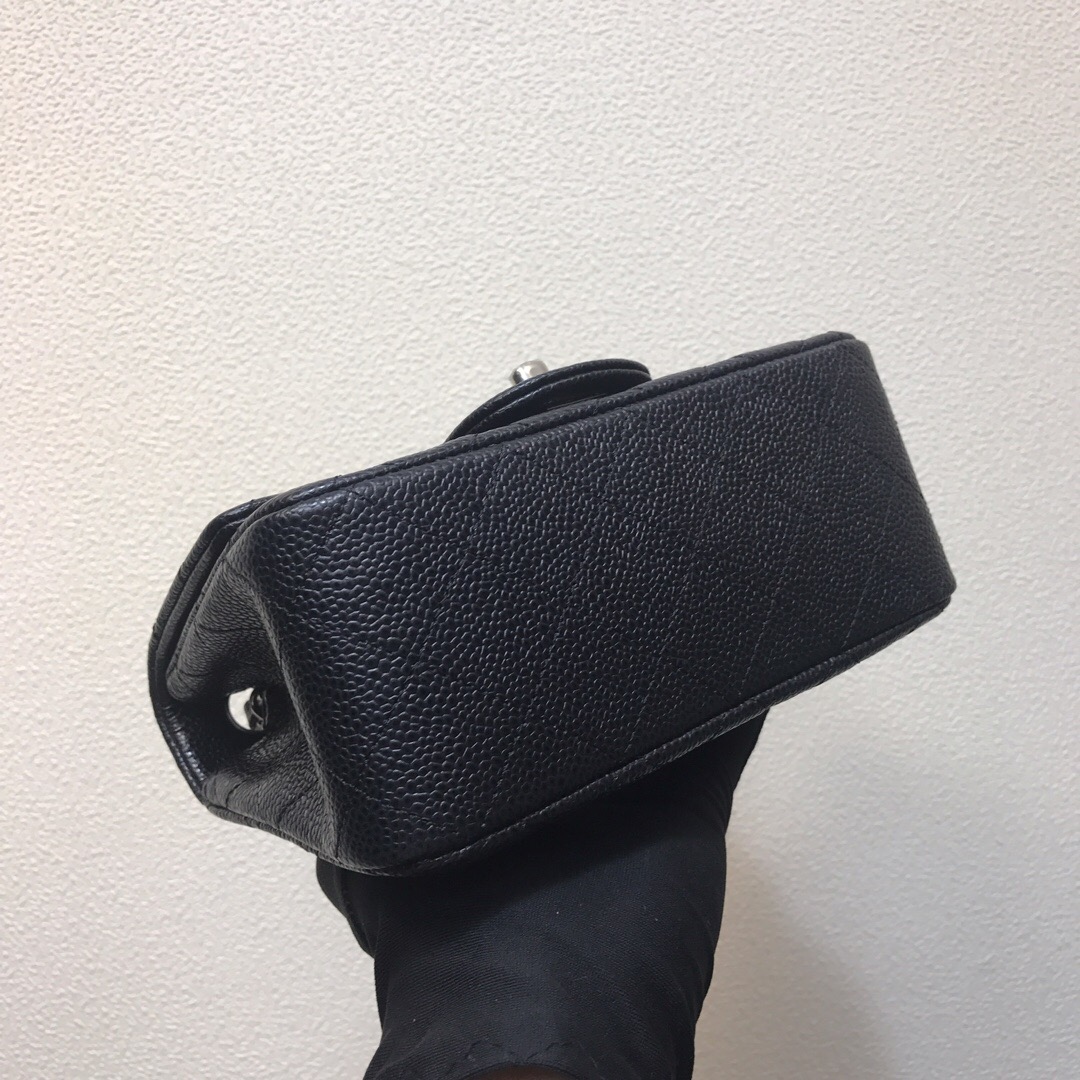 A35200 mini flap bag, chanel classic bag