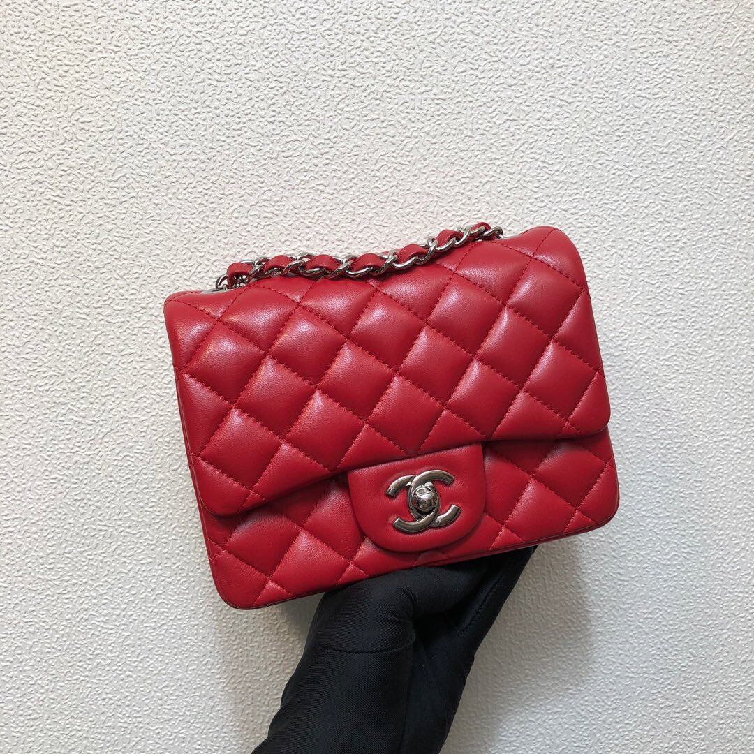 A35200 mini flap bag, chanel classic bag