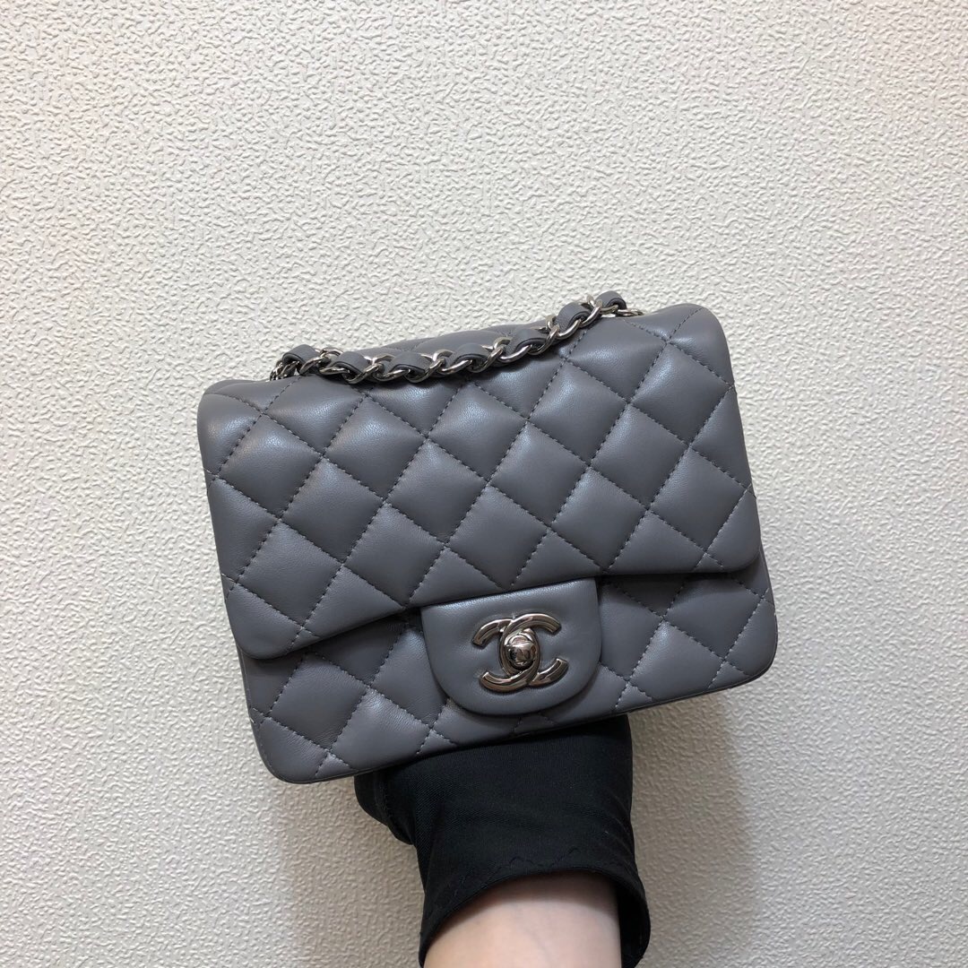 A35200 mini flap bag, chanel classic bag