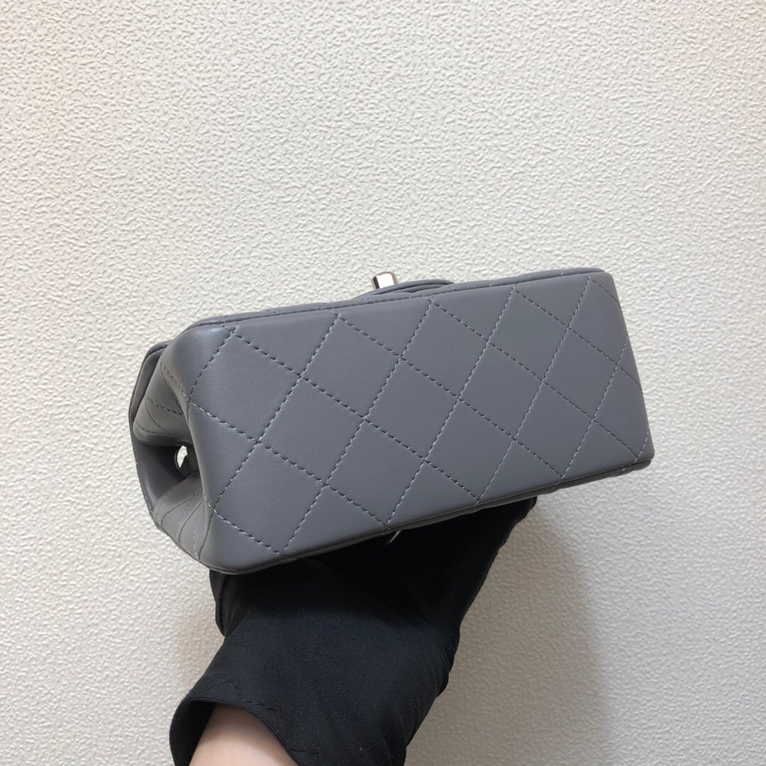A35200 mini flap bag, chanel classic bag