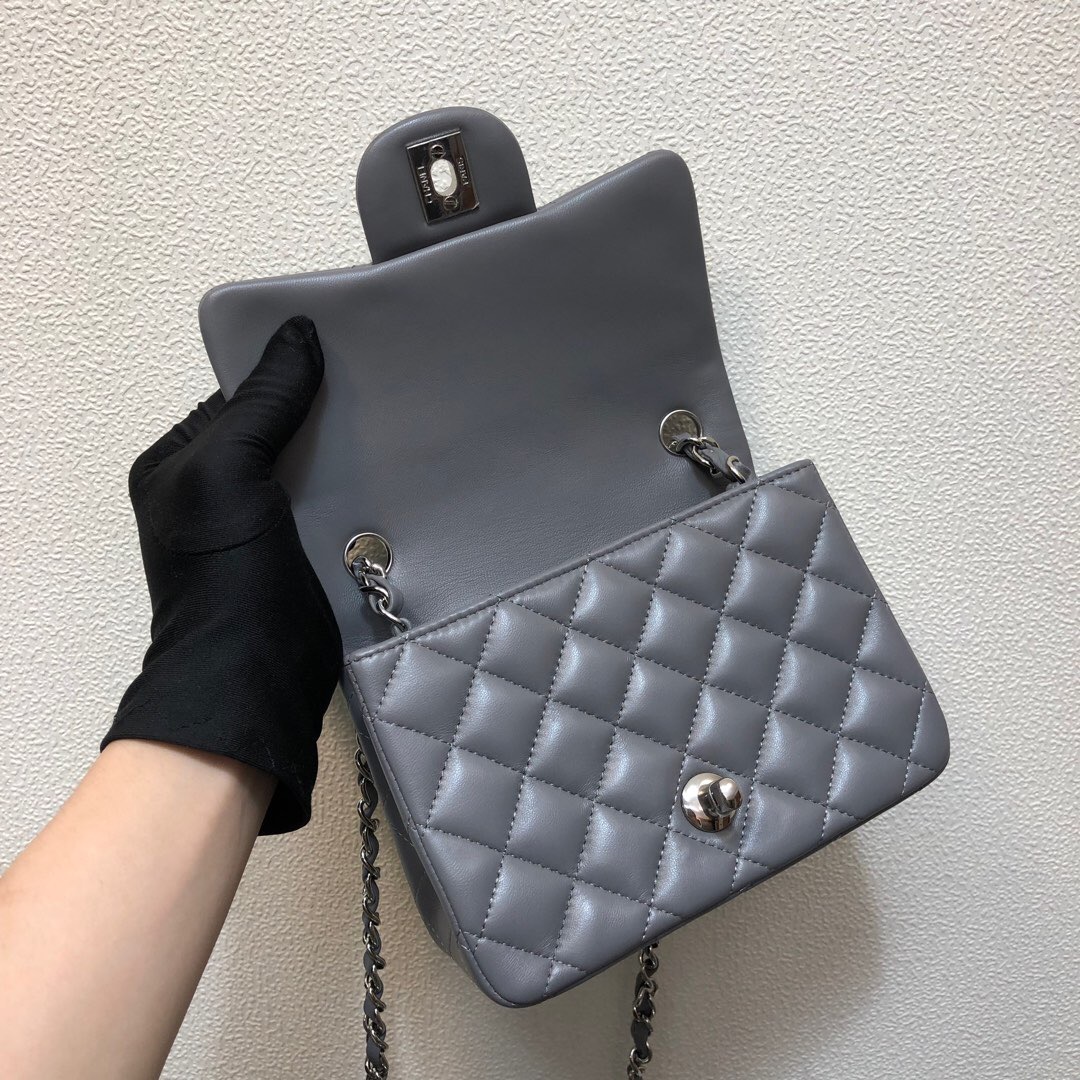 A35200 mini flap bag, chanel classic bag