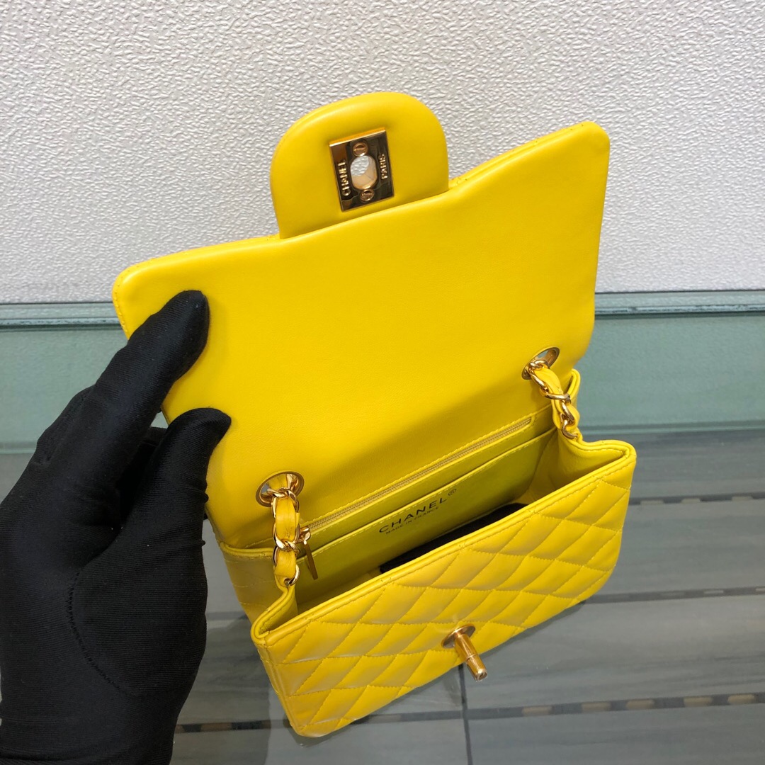 A35200 mini flap bag, chanel classic bag