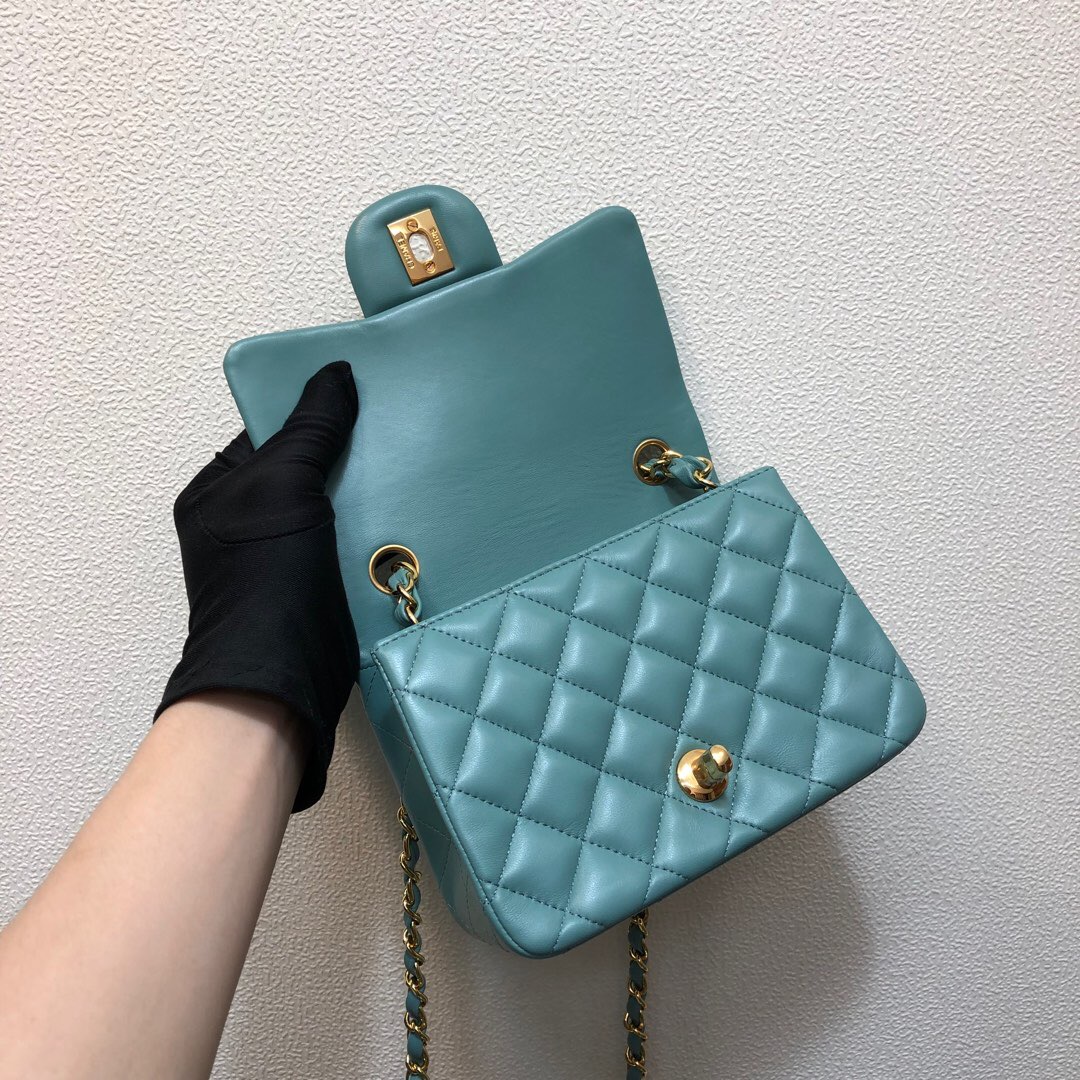 A35200 mini flap bag, chanel classic bag