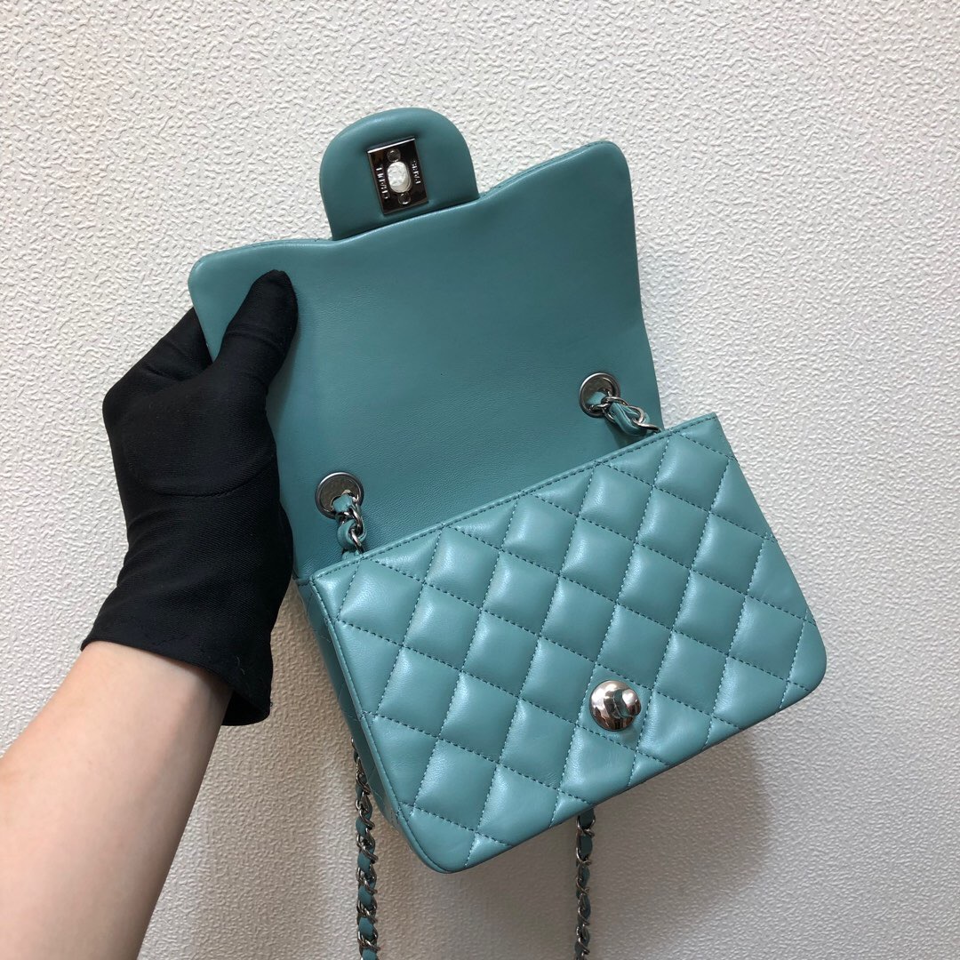 A35200 mini flap bag, chanel classic bag