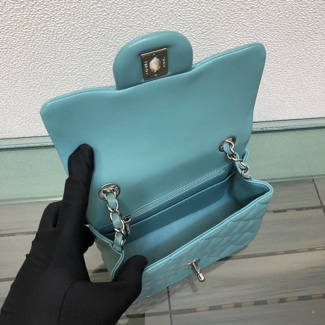 A35200 mini flap bag, chanel classic bag