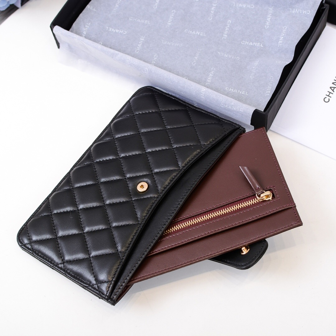 AP0235 classic pouch, Lambskin & Gold-Tone Metal, CHANEL SMALL LEATHER GOODS