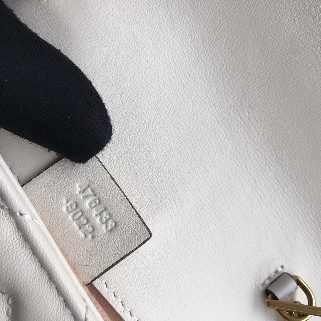 476433 GG Marmont matelassé leather super mini bag, Women's Mini Bags