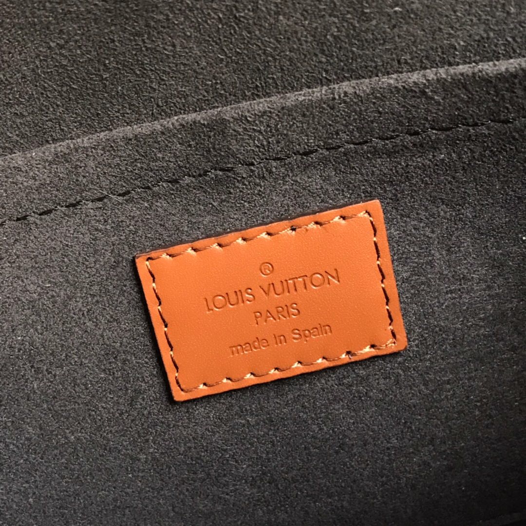 M44391, DAUPHINE MM, Louis Vuitton LV Handbags