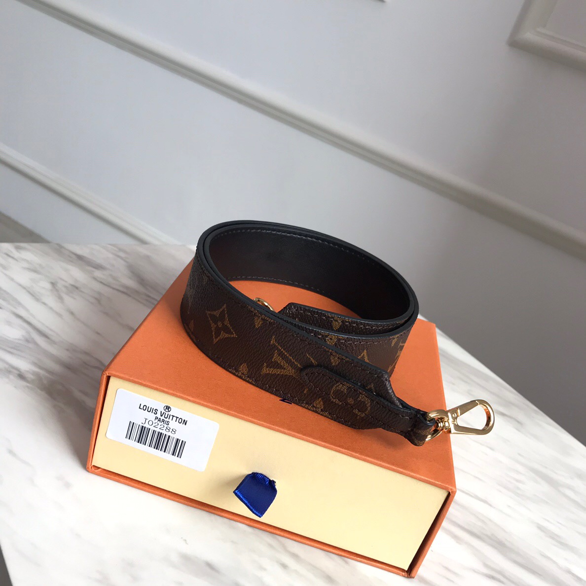 J02288, Louis Vuitton LV, BANDOULIÈRE MONOGRAM Shoulder Strap