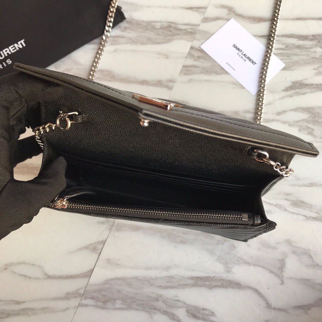 393953 ENVELOPE CHAIN WALLET IN GRAIN DE POUDRE EMBOSSED LEATHER, YSL Saint Laurent