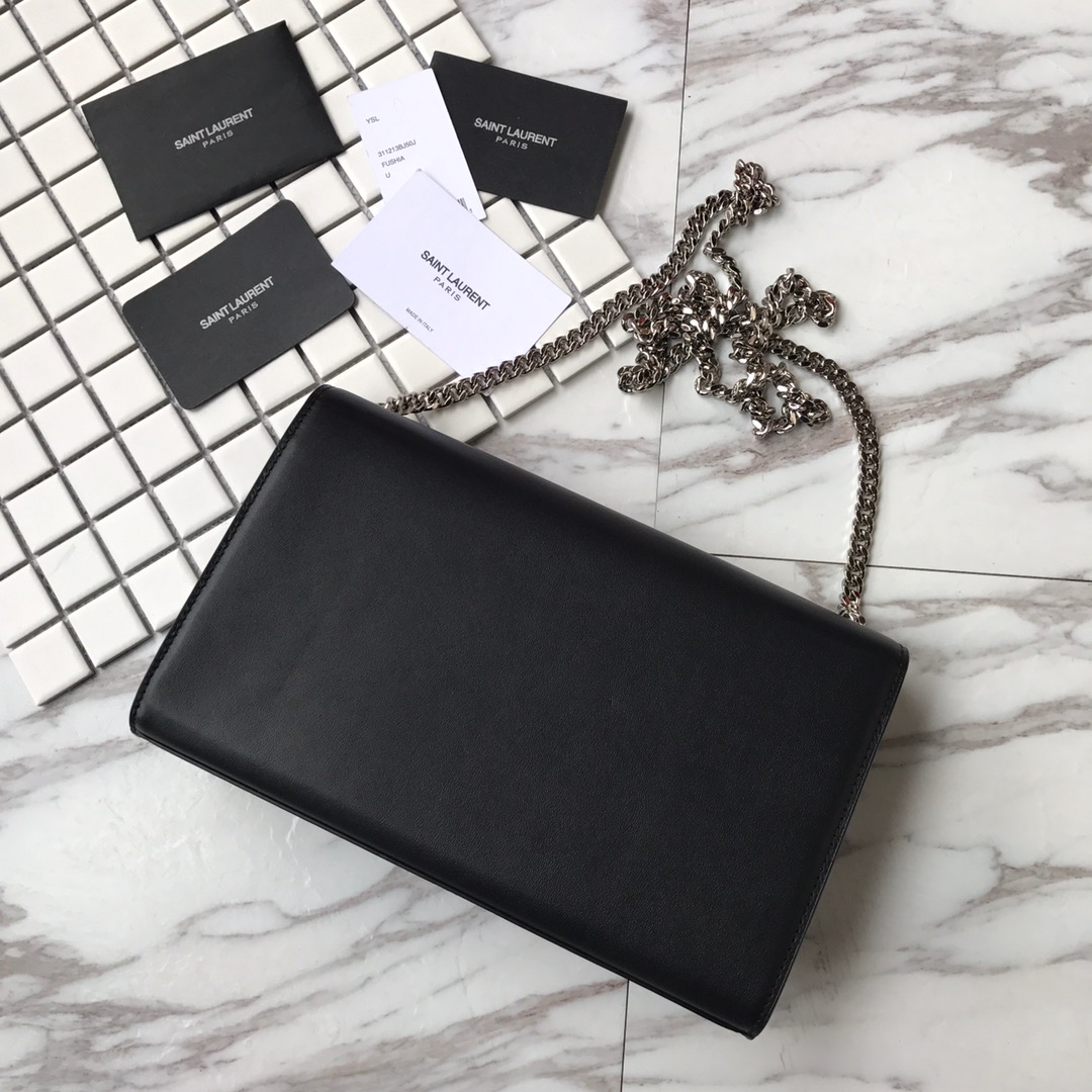 364021 KATE MEDIUM IN GRAIN DE POUDRE EMBOSSED LEATHER YSL Saint Laurent