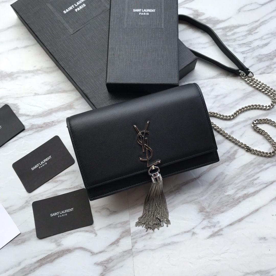 474366 KATE SMALL WITH TASSEL IN SMOOTH LEATHER, YSL Saint Laurent