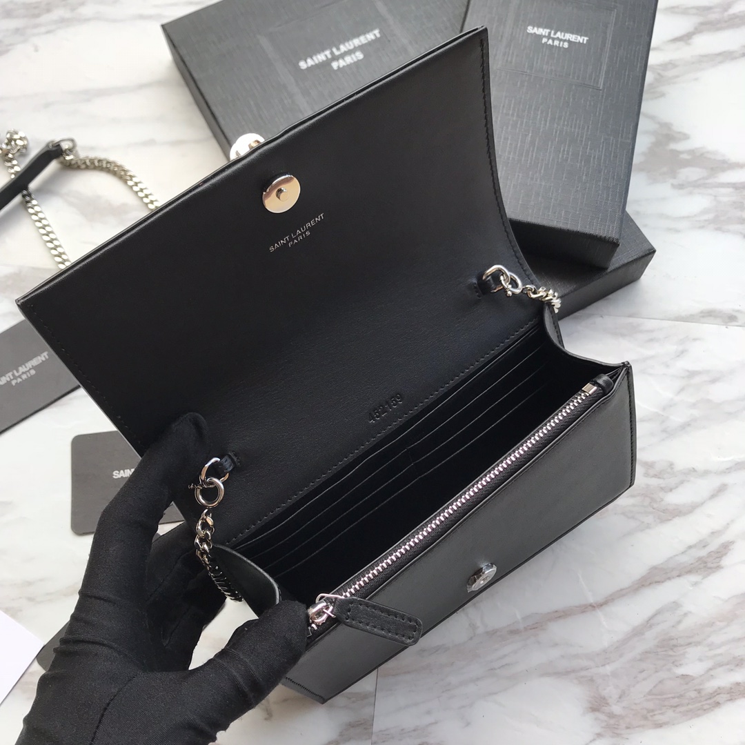 474366 KATE SMALL WITH TASSEL IN SMOOTH LEATHER, YSL Saint Laurent