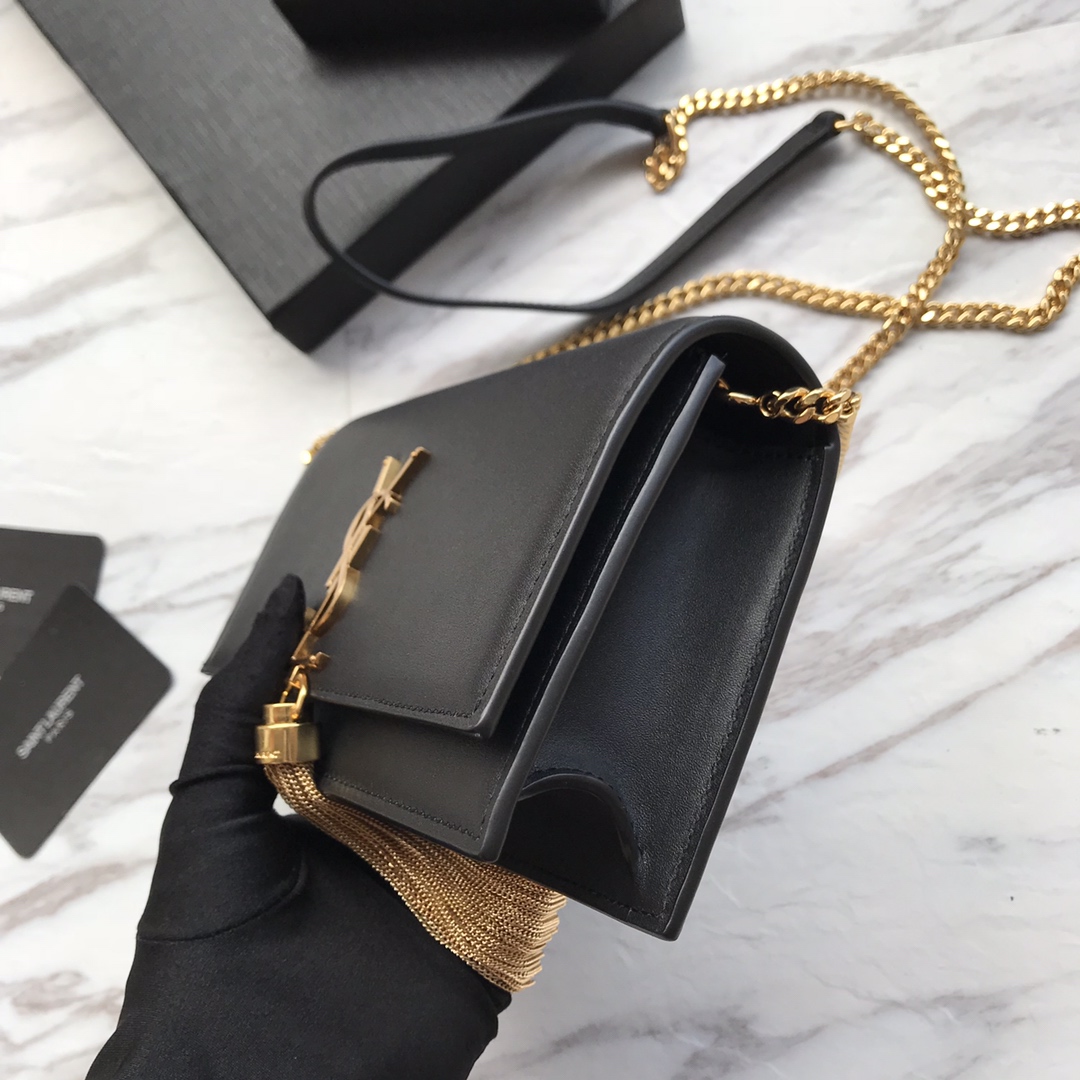 474366 KATE SMALL WITH TASSEL IN SMOOTH LEATHER, YSL Saint Laurent