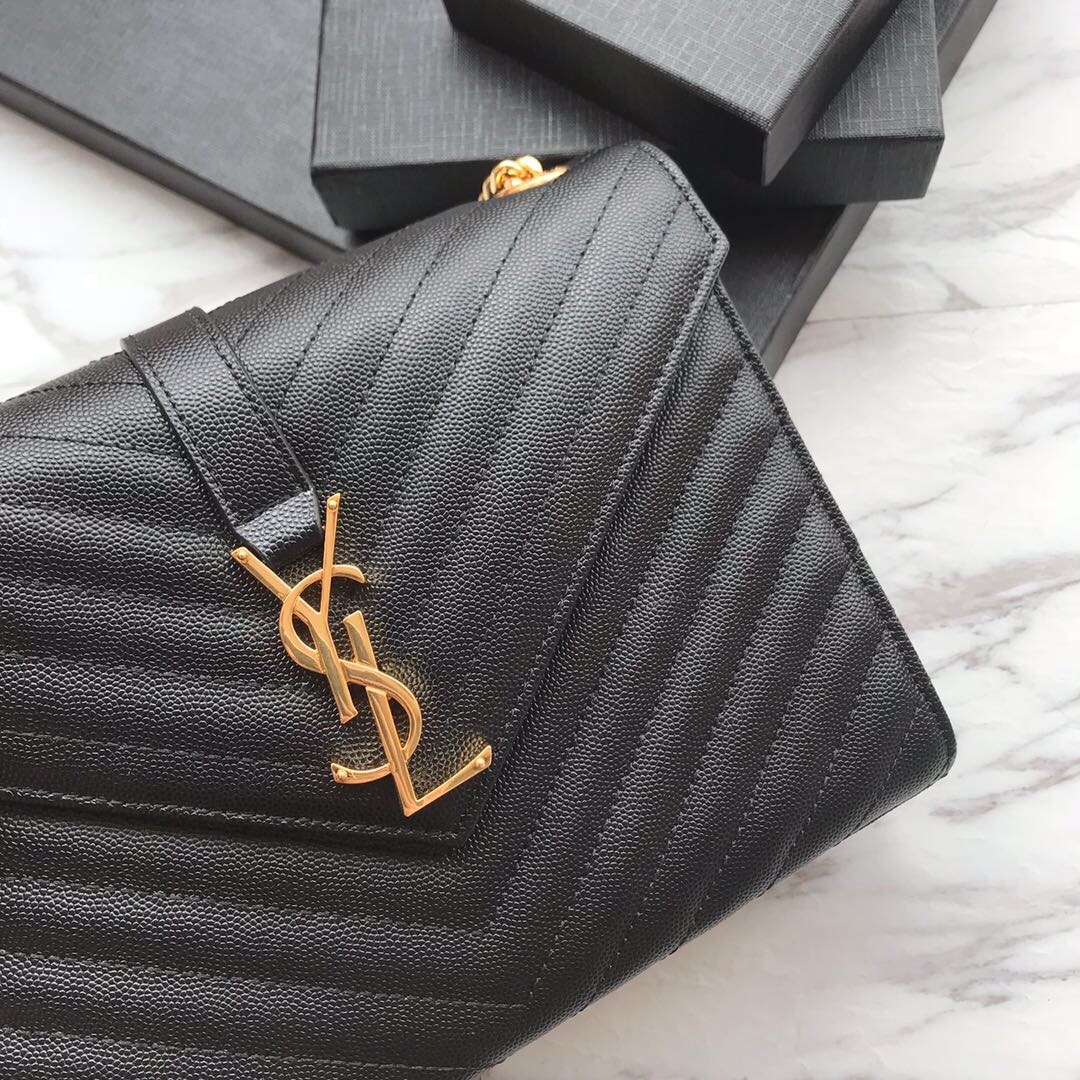 ENVELOPE MEDIUM BAG IN QUILTED GRAIN DE POUDRE EMBOSSED LEATHER, YSL SAINT LAURENT