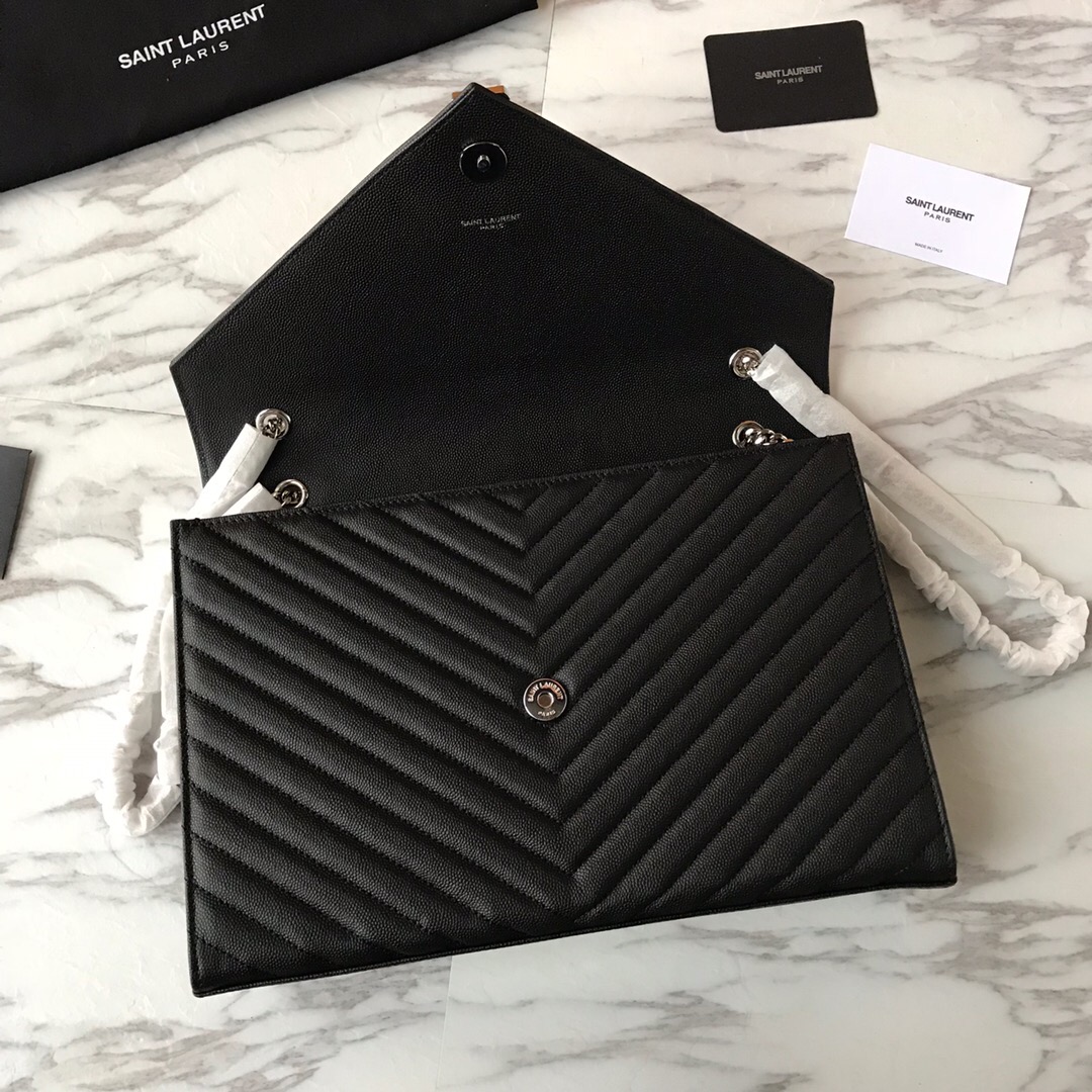 ENVELOPE LARGE BAG IN QUILTED GRAIN DE POUDRE EMBOSSED LEATHER, YSL SAINT LAURENT