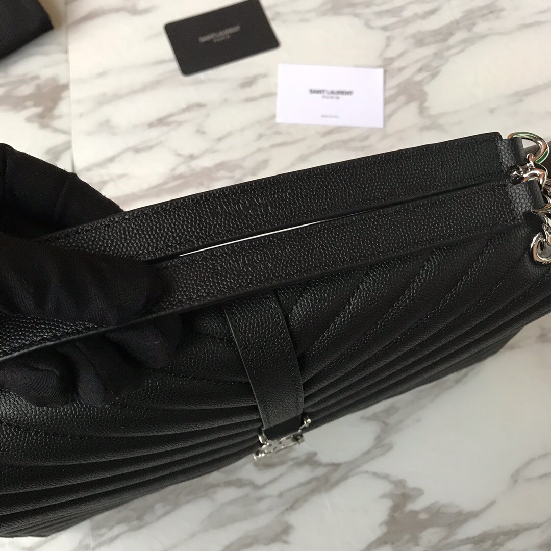 ENVELOPE LARGE BAG IN QUILTED GRAIN DE POUDRE EMBOSSED LEATHER, YSL SAINT LAURENT