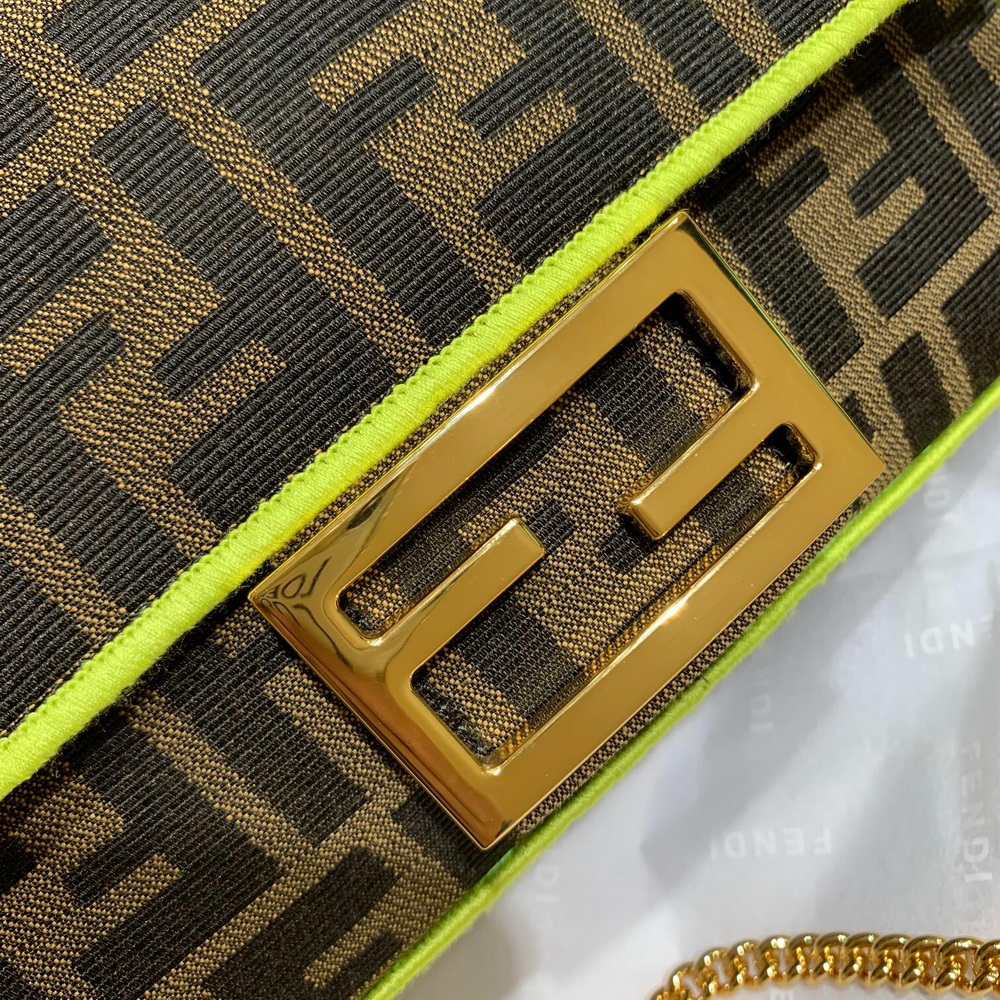 MINI BAGUETTE, FENDI BAG