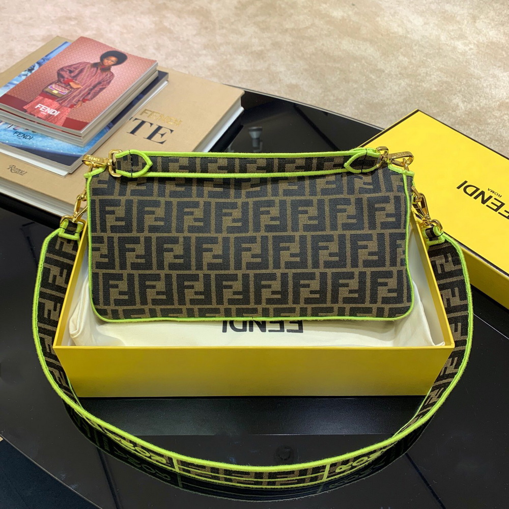 BAGUETTE LARGE, FENDI BAG