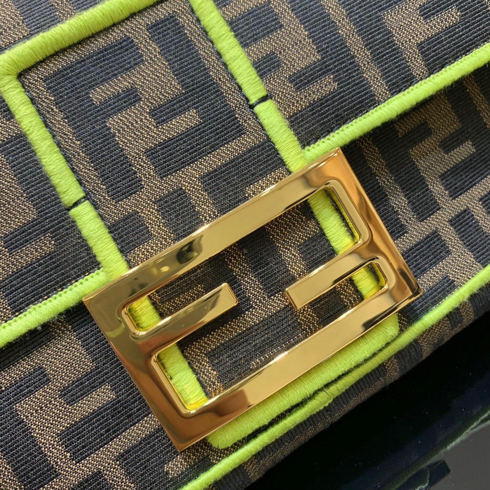 BAGUETTE LARGE, FENDI BAG