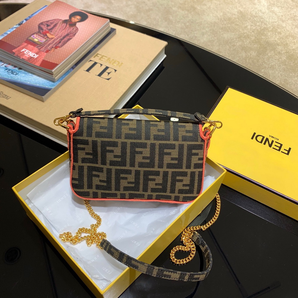 MINI BAGUETTE, FENDI BAG