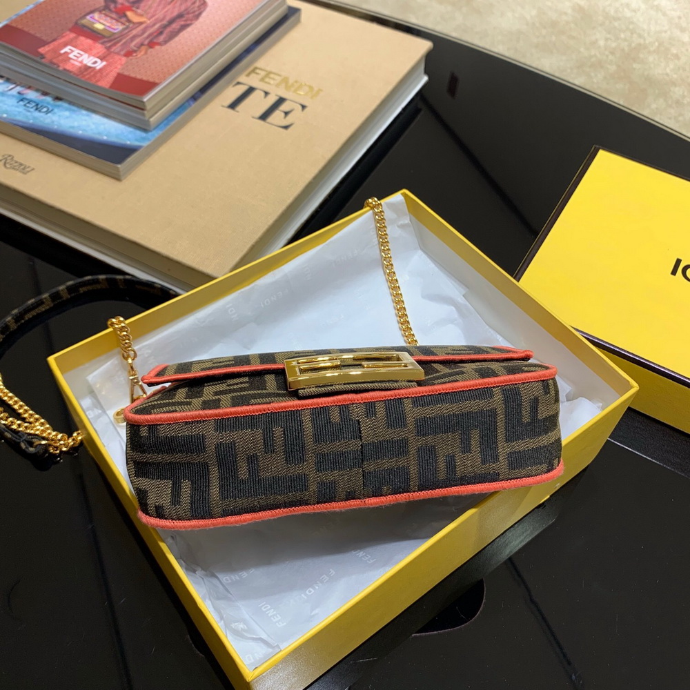 MINI BAGUETTE, FENDI BAG