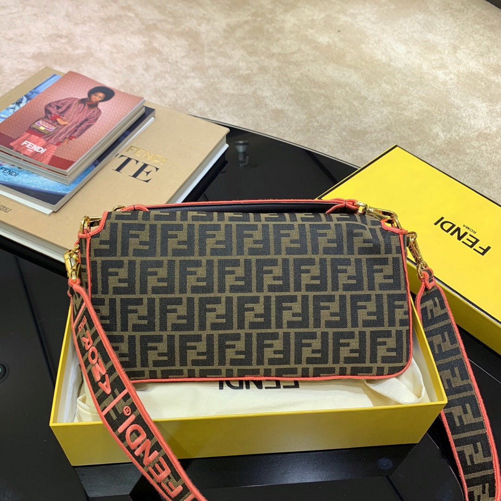 BAGUETTE LARGE, FENDI BAG