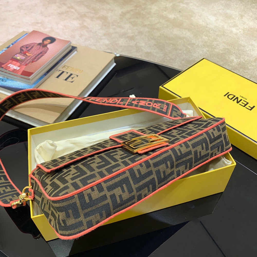 BAGUETTE LARGE, FENDI BAG