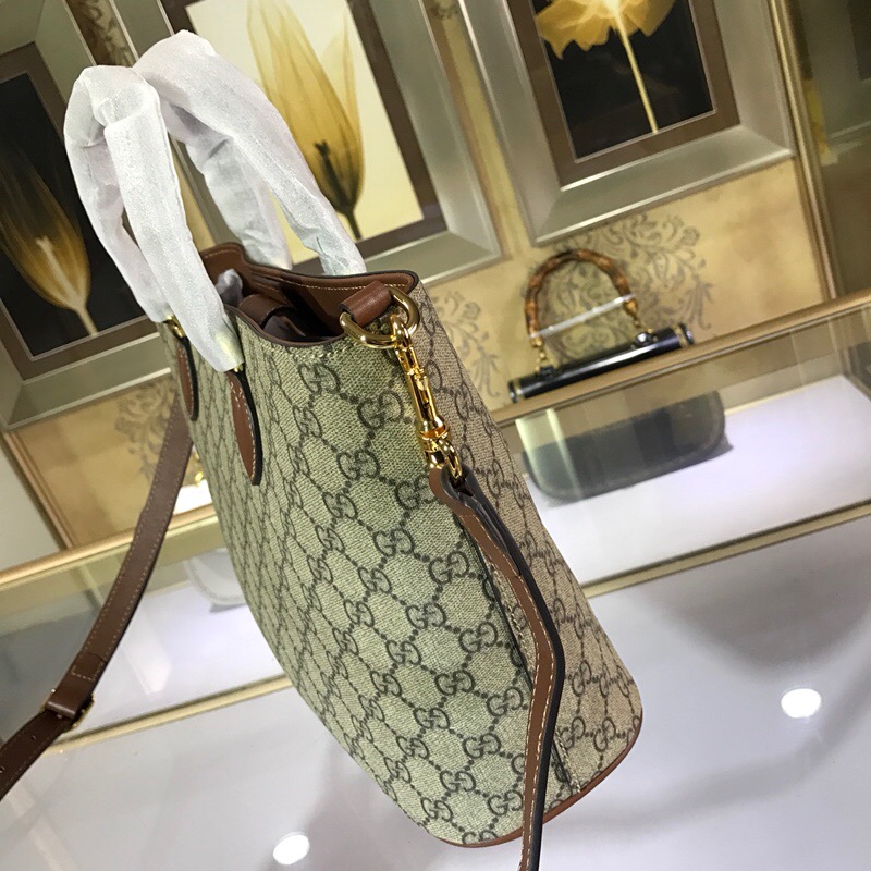 473887 GG SUPREME TOTE, Gucci Women's Totes
