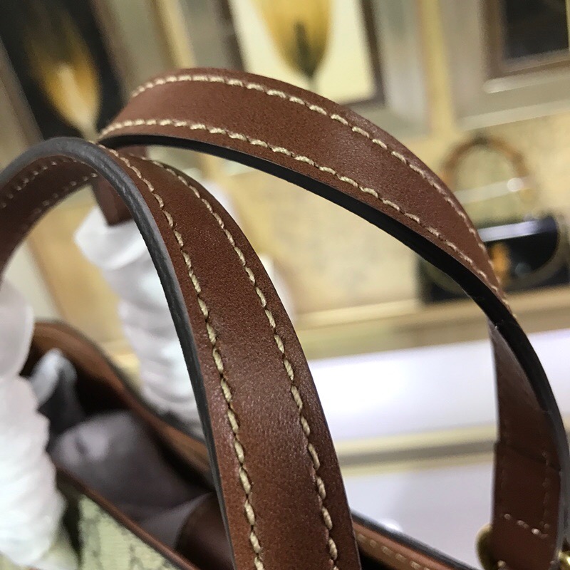 473887 GG SUPREME TOTE, Gucci Women's Totes