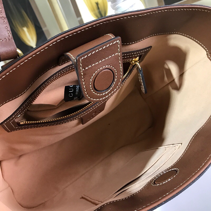 473887 GG SUPREME TOTE, Gucci Women's Totes