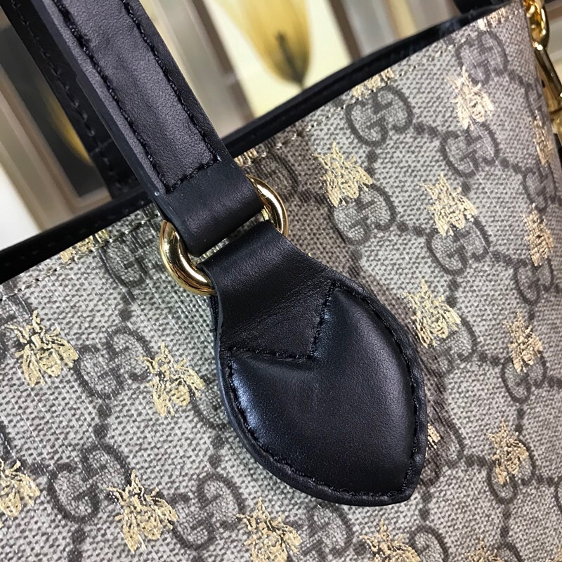 473887 GG Supreme bees tote, Gucci Women's Totes