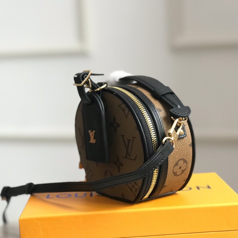 M68276 MINI BOÎTE CHAPEAU, Louis Vuitton LV