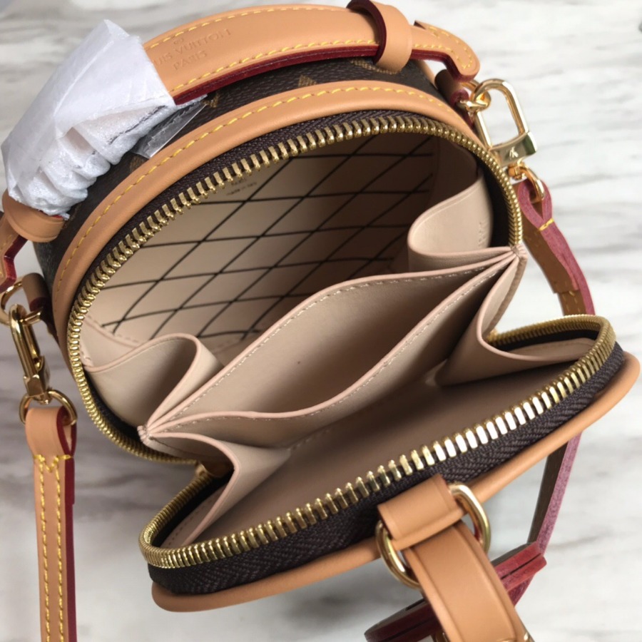 M44699 MINI BOÎTE CHAPEAU, Louis Vuitton LV